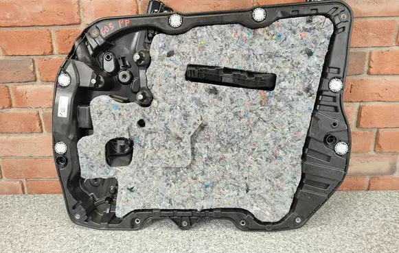 Front window lifting mechanism without motor