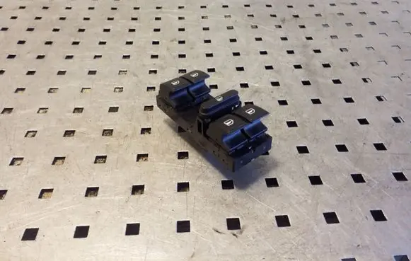 Seat Altea XL Electric window control switch 1K4959857B 243001S