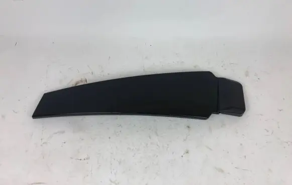 Maserati Ghibli (B) pillar trim (top) 6700247870 16079