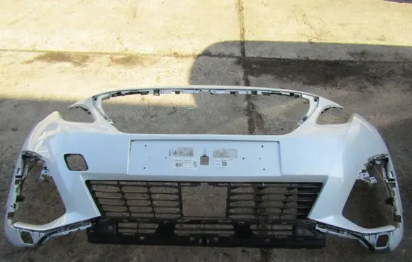 Peugeot 3008 II Front bumper 9815499077