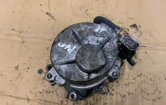 Opel Astra F Vacuum pump 720562B 7205624 2C210100