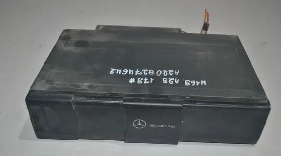 Mercedes-Benz A W169 CD/DVD changer A2208274642 MC3330 020433