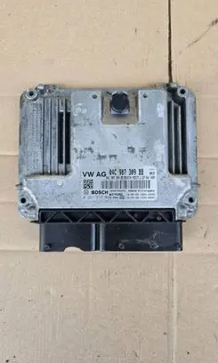 Volkswagen Polo VI Engine control unit/module 04C907309BB 0261S17849