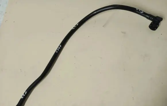 BMW 1 F20 F21 Vacuum line/pipe/hose 7643104