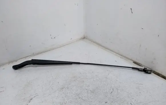 Mazda 3 I Front wiper blade arm