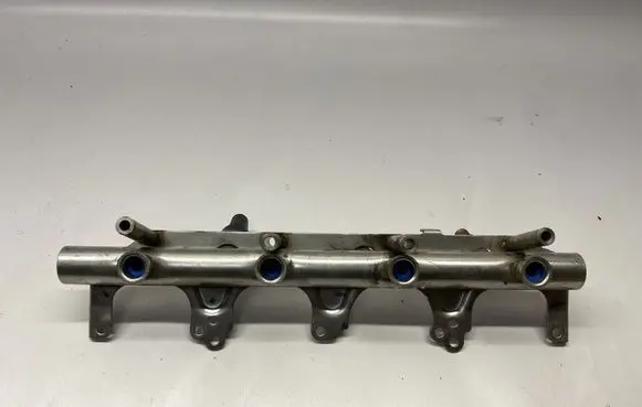 Volkswagen Golf V Fuel main line pipe 06F133317G