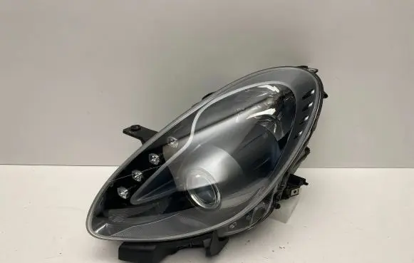 Alfa Romeo Giulietta Headlight/headlamp 00505308910 12C6T3