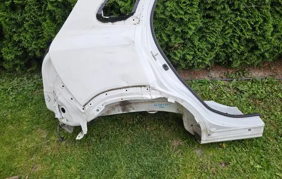 Suzuki SX4 S-Cross Rear quarter panel 
