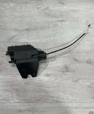 BMW 1 E82 E88 Tailgate/trunk/boot lock/catch/latch 7840617