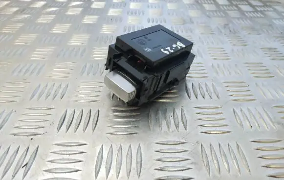 Volkswagen PASSAT B6 Ignition lock 3C0905843Q