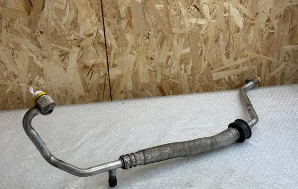 BMW X5 E53 Air conditioning (A/C) pipe/hose 6917878