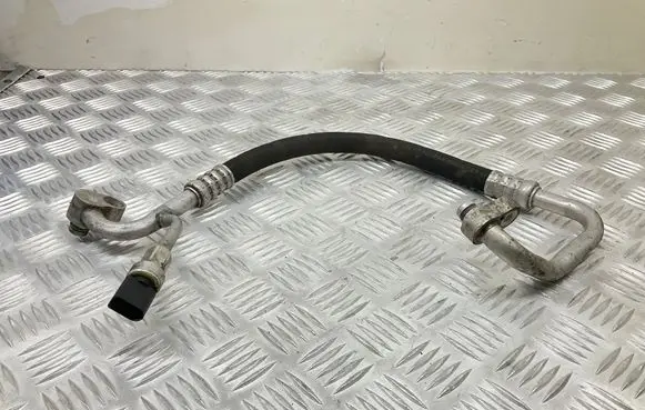 Air conditioning (A/C) pipe/hose
