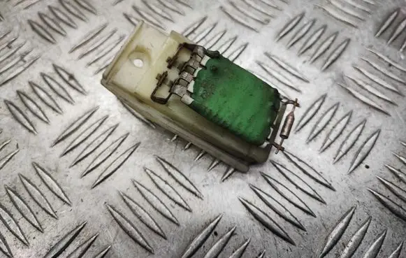 Ford Mondeo Mk III Heater blower motor/fan resistor XS4H18B647AA