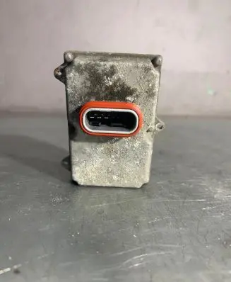 Mercedes-Benz E W211 Headlight ballast module Xenon A0028202426 5DF00827900