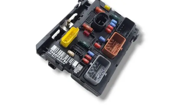 Peugeot 207 BSM Control unit 9664055780
