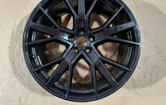 Audi e-tron R21 alloy rim 