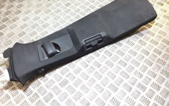 Volvo XC90 (B) pillar trim (top) 31651528
