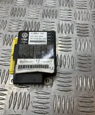 Volkswagen PASSAT B6 Airbag control unit/module 3C0909605M