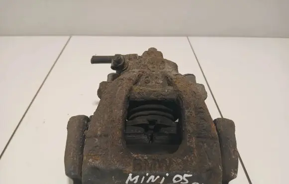 Mini One - Cooper R50 - 53 Front brake caliper