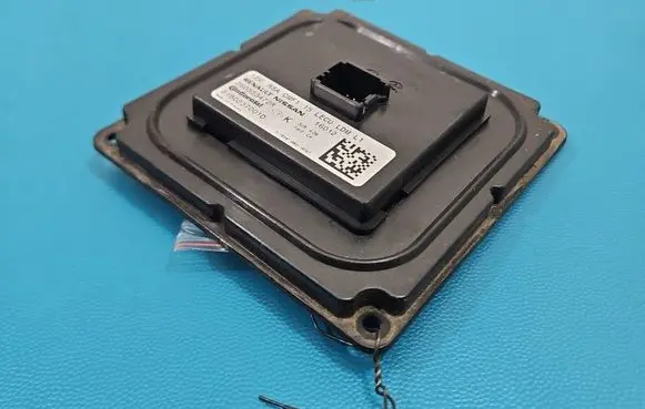 Renault Kadjar LED ballast control module 260553472R IMPRK1547709