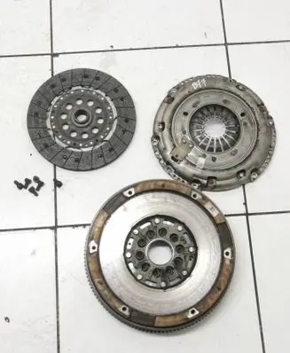 Volvo V40 Clutch set kit 31492037 31492036 31492038