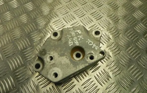 Fiat 500X Engine mounting bracket 51978705 VD10371