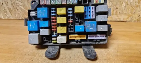 Hyundai Terracan Fuse module 91700h1000 0206014 236010