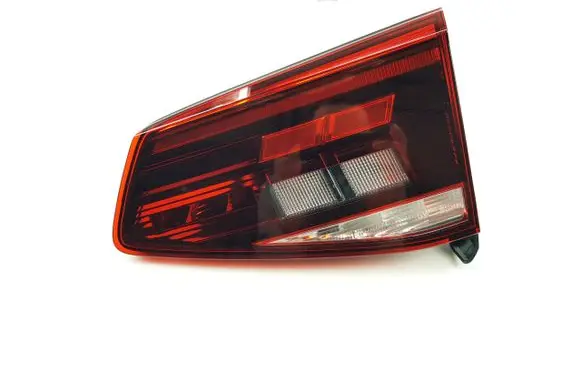 Volkswagen PASSAT B8 Tailgate rear/tail lights 3G9945094J