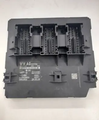 Volkswagen Tiguan Comfort/convenience module 5K0937084 A2C53258826 5WK49570