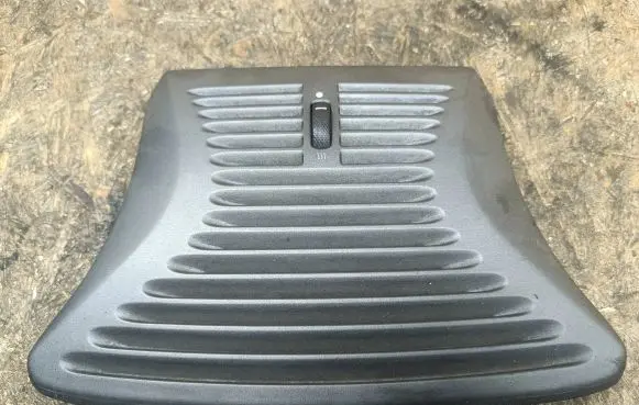 Fiat Bravo - Brava Dash center air vent grill B367