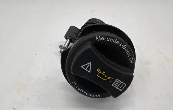 Mercedes-Benz CLA C118 X118 Oil fill pipe A2820181100