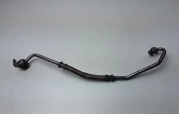 Opel Grandland X Turbo turbocharger oiling pipe/hose 9817807880