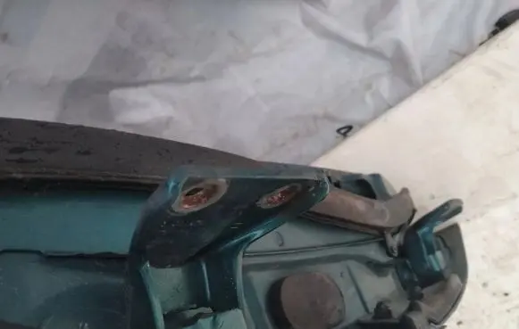 Ford Escort Rear door lower hinge