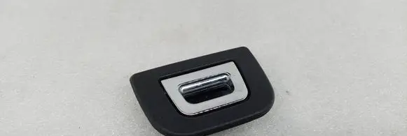 BMW 5 GT F07 Tie down hook / loop 