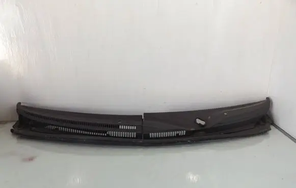Toyota Aygo AB10 Wiper trim 