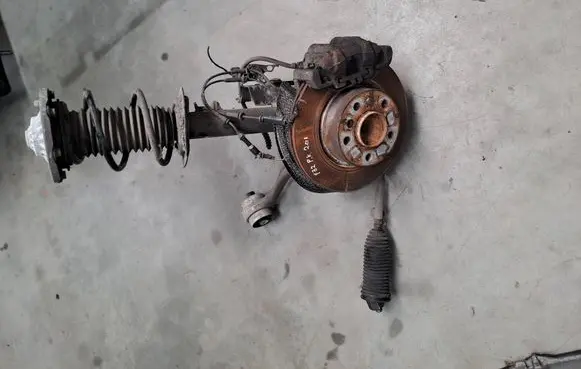 BMW 4 F32 F33 Front wheel hub spindle knuckle 19878810