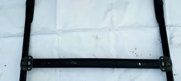 KIA Carnival Roof bar rail