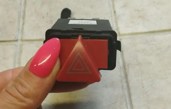 Audi A6 S6 C5 4B Hazard light switch 51819824