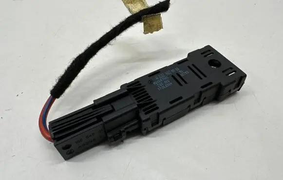 Mercedes-Benz S W222 Aerial antenna filter A2229820004