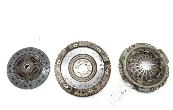 Renault Clio IV Clutch set kit 302057404R
