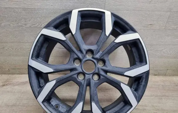 Ford Puma R18 alloy rim L1TCHA