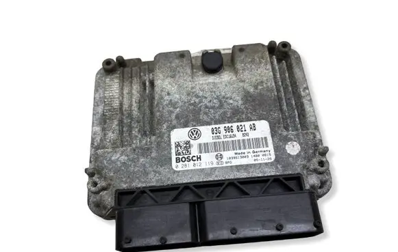 Volkswagen PASSAT B6 Engine control unit/module 03G906021AB