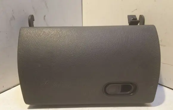 Peugeot Partner Glove box lid/cover 