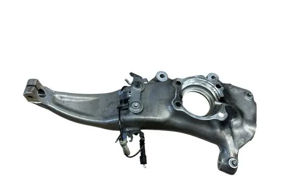 BMW 7 G11 G12 Front wheel hub spindle knuckle 6861191 31206861191