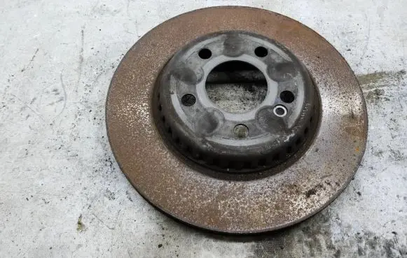 Mercedes-Benz C W205 Rear brake disc A0004231812