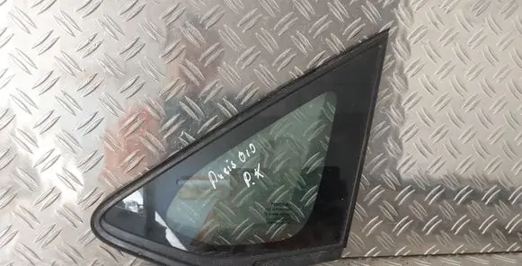 Toyota Auris 150 Front triangle window/glass 43R007951