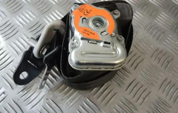 Porsche Panamera (971) Rear brake caliper