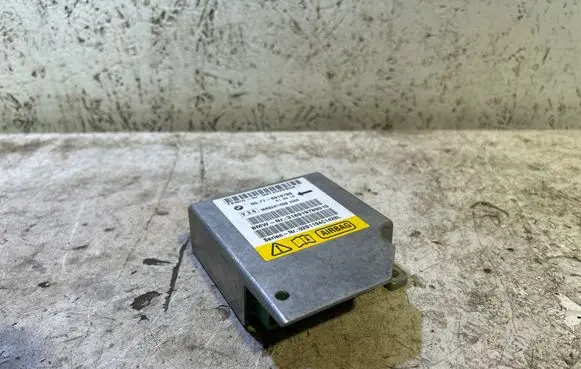 BMW 5 E39 Airbag control unit/module 6919789 G8T2D29BCK 02B1194C1428L