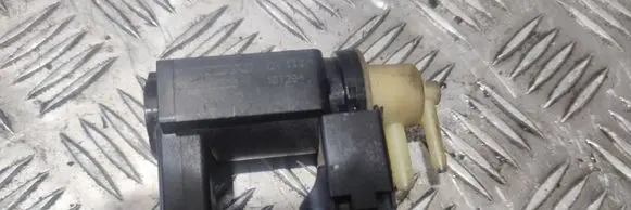 Volvo XC90 Turbo solenoid valve 31339808
