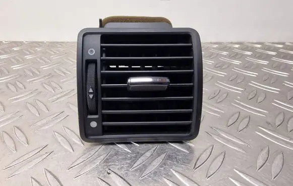 Audi A8 S8 D2 4D Dashboard side air vent grill/cover trim 4D0820902